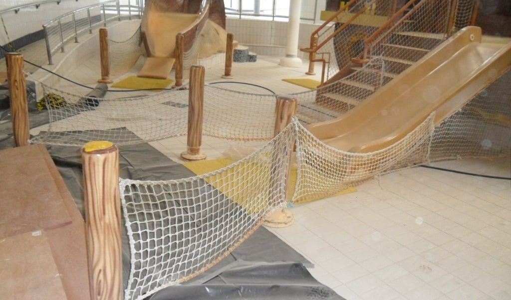 Net railings at indoor water park